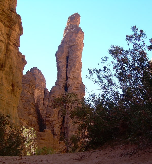 La Grotte des Ambassadeurs-Ajjer immersion